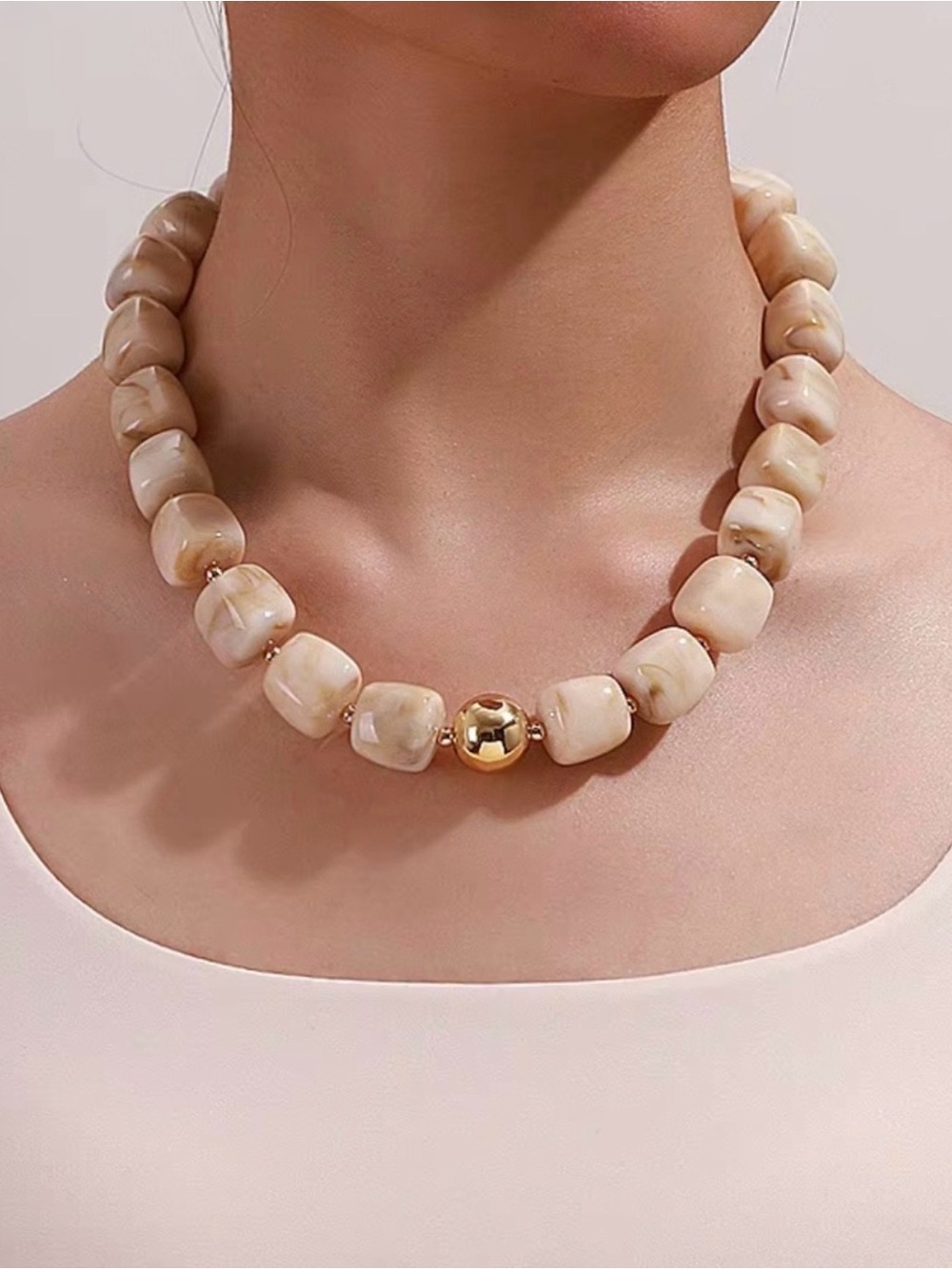 Cream Marble-Effect Bead Necklace with Gold Accents